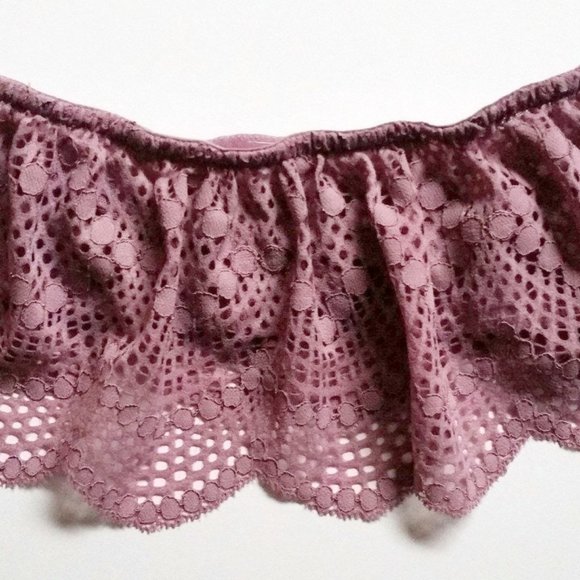 NWT Victorias Secret Bandeau Bralette Lavender Purple Flutter Lace Strapless XS - Picture 4 of 9